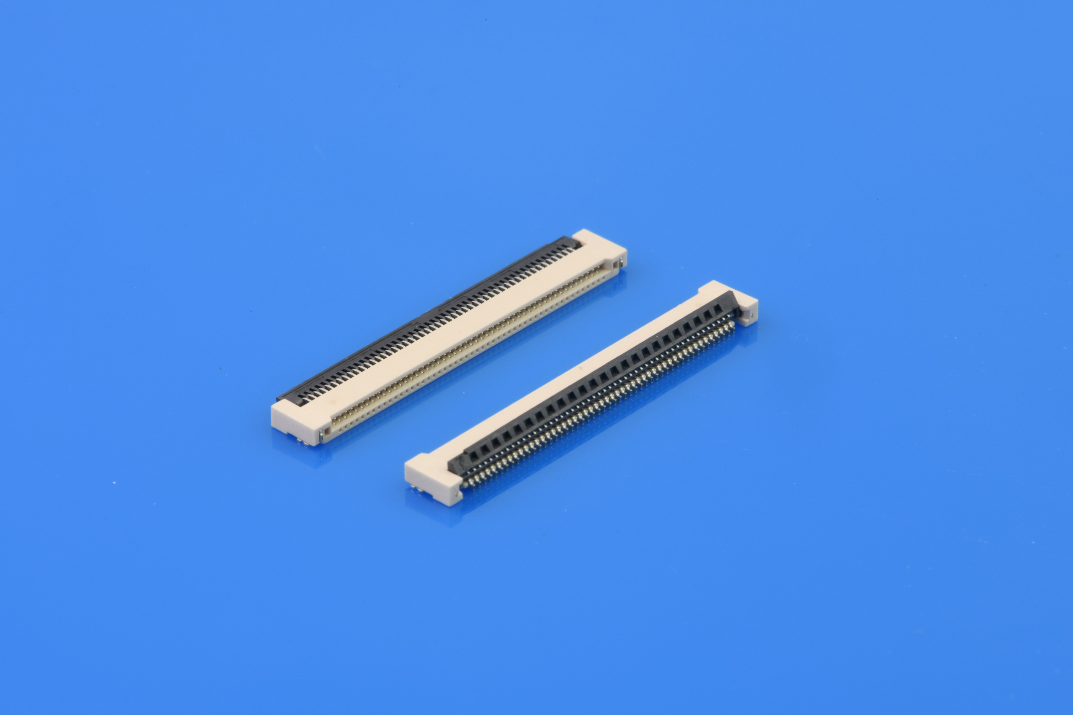 0.5mm 1.5H 后掀（BL115-XXX-1LR）
